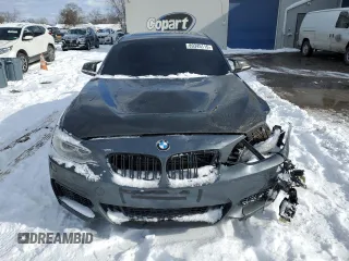2014 BMW 2 Series M235i z VIN WBA1J7C59EVW84233, wystawiony jako Copart lot #89345115 z przebiegiem 175 655 mil mil oraz Czysty tytuł • Clean title. Historia ofert i sprzedaży dostępna na DreamBid. Obrazek 5.