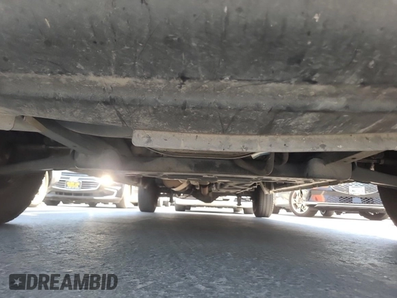 2020 Ford Transit Cargo z VIN 1FTBR1XG3LKB79165, wystawiony jako IAAI lot #42763042 z przebiegiem 140 992 mil mil oraz . Historia ofert i sprzedaży dostępna na DreamBid. Obrazek 23.