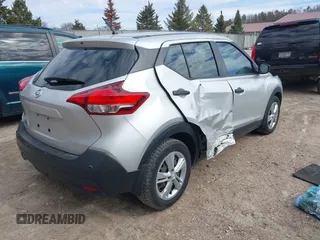 2020 Nissan Kicks S with VIN 3N1CP5BV0LL562392, listed as a IAAI auction lot 41808755 with 79,857 mi miles. Bid and sale history available at carsss.com. Image 4.