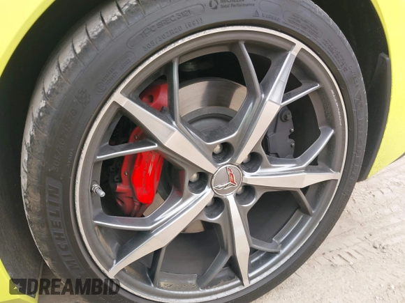 2022 Chevrolet Corvette 2LT z VIN 1G1YB2D42N5116714, wystawiony jako IAAI lot #41524905 z przebiegiem 12 312 mil mil oraz . Historia ofert i sprzedaży dostępna na DreamBid. Obrazek 17.