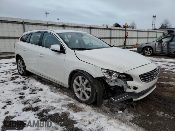 2017 Volvo V60 Premier with VIN YV140MEKXH1346821, listed as a Copart auction lot 88649475 with 68,048 mi miles and Salvage Title. Bid and sale history available at carsss.com. Image 4.