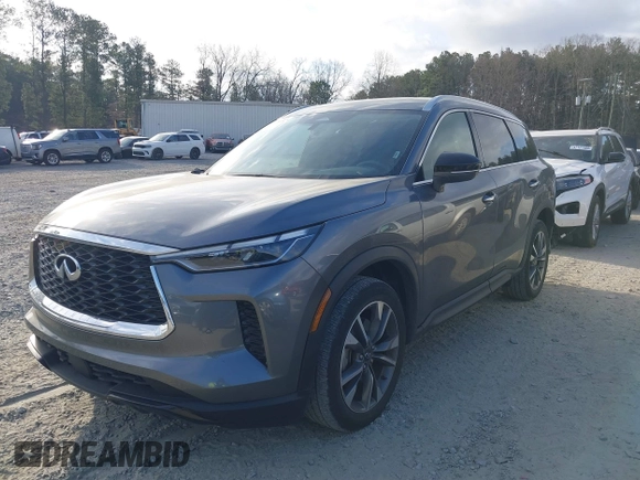 2024 Infiniti QX60 Luxe z VIN 5N1DL1FRXRC336928, wystawiony jako IAAI lot #41717075 z przebiegiem 23 404 mil mil oraz . Historia ofert i sprzedaży dostępna na DreamBid. Obrazek 17.