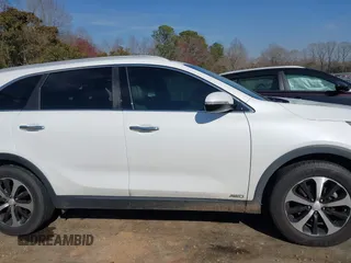 2016 Kia Sorento EX with VIN 5XYPHDA19GG145323, listed as a IAAI auction lot 41788183 with 120,756 mi miles and . Bid and sale history available at DreamBid. Image 13.