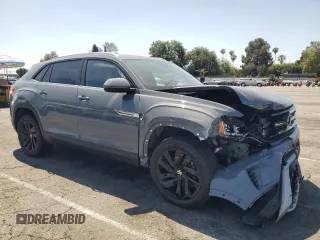 2023 Volkswagen Atlas SE z VIN 1V2JE2CAXPC216712, wystawiony jako Copart lot #58608325 z przebiegiem 22 649 mil mil oraz Szkoda całkowita • Salvage title. Historia ofert i sprzedaży dostępna na DreamBid. Obrazek 4.