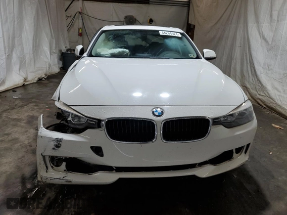 2015 BMW 3 Series 320i xDrive with VIN WBA3C3C54FK201696, listed as a Copart auction lot 64204924 with 97,211 mi miles and Salvage Title. Bid and sale history available at carsss.com. Image 5.
