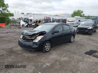 2005 Toyota Prius z VIN JTDKB20U253039812, wystawiony jako IAAI lot #42317371 z przebiegiem 281 142 mil mil oraz . Historia ofert i sprzedaży dostępna na DreamBid. Obrazek 2.