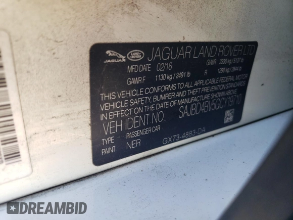 2016 Jaguar XF 35t Premium z VIN SAJBD4BV5GCY19710, wystawiony jako Copart lot #46468665 z przebiegiem 96 207 mil mil oraz Szkoda całkowita • Salvage title. Historia ofert i sprzedaży dostępna na DreamBid. Obrazek 12.
