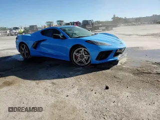 2022 Chevrolet Corvette 3LT z VIN 1G1YC2D42N5111848, wystawiony jako Copart lot #82081144 z przebiegiem 4 874 mil mil oraz Szkoda całkowita • Salvage title. Historia ofert i sprzedaży dostępna na DreamBid. Obrazek 11.