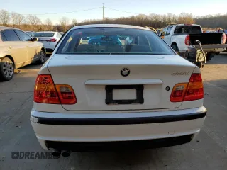 2003 BMW 3 Series 330i with VIN WBAEV53423KM27012, listed as a Copart auction lot 85147144 with 175,175 mi miles and Salvage Title. Bid and sale history available at carsss.com. Image 6.