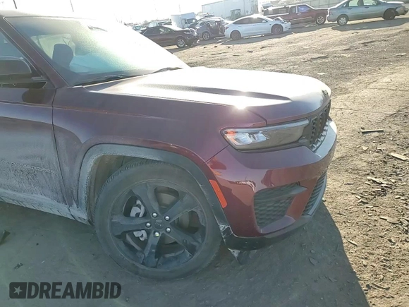2024 Jeep Grand Cherokee Altitude X with VIN 1C4RJHAG3RC166409, listed as a Copart auction lot 87706675 with 6,441 mi miles and Salvage title. Bid and sale history available at DreamBid. Image 11.