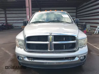 2005 Dodge 3500 SLT z VIN 3D7LS38C15G791333, wystawiony jako IAAI lot #40892553 z przebiegiem 188 933 mil mil oraz . Historia ofert i sprzedaży dostępna na DreamBid. Obrazek 12.