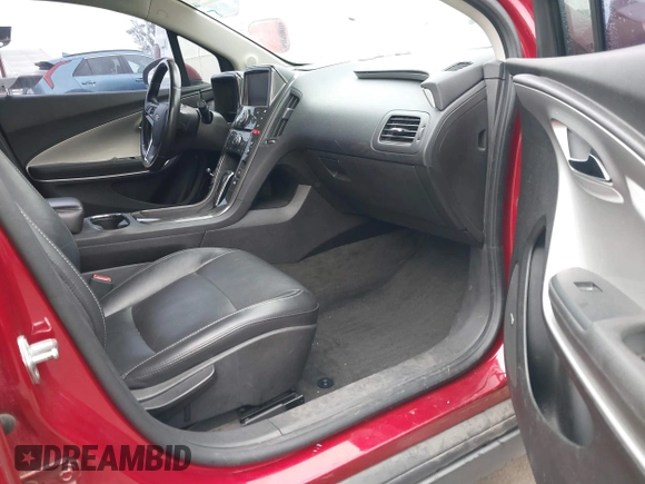 2011 Chevrolet Volt with VIN 1G1RD6E40BU103692, listed as a IAAI auction lot 42206339 with 9,621 mi miles and . Bid and sale history available at carsss.com. Image 5.