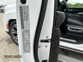 2022 Jeep Grand Wagoneer Series I с VIN 1C4SJVEJ7NS191397, выставлен на аукционе Copart как лот 60571015 с пробегом 18 595 миль миль и Чистый • Clean title. История ставок и продаж доступна на DreamBid. Изображение 10.