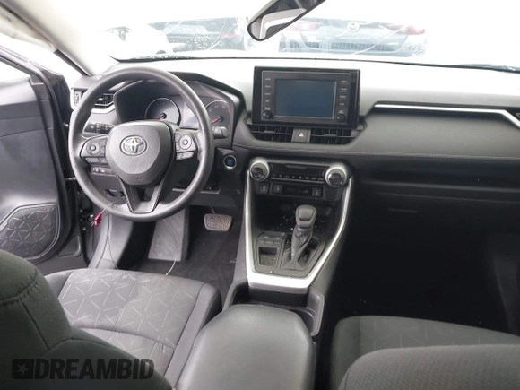 2019 Toyota RAV4 XLE with VIN 2T3W1RFV7KW003930, listed as a IAAI auction lot 42052345 with 38,954 mi miles. Bid and sale history available at carsss.com. Image 16.