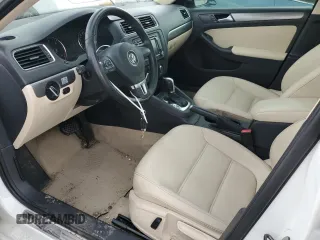 2014 Volkswagen Jetta TDI w/Premium/Nav with VIN 3VWLL7AJ2EM415889, listed as a Copart auction lot 53643425 with 174,183 mi miles and Salvage title. Bid and sale history available at DreamBid. Image 7.