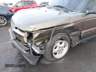 1997 Land Rover Range Rover with VIN SALPV124XVA360487, listed as a IAAI auction lot 41817163 with 141,344 mi miles and . Bid and sale history available at DreamBid. Image 6.