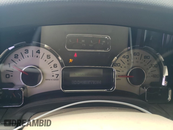2009 Ford Expedition Eddie Bauer z VIN 1FMFU17529LA08176, wystawiony jako Copart lot #59132435 z przebiegiem 165 936 mil mil oraz Szkoda całkowita • Salvage title. Historia ofert i sprzedaży dostępna na DreamBid. Obrazek 9.