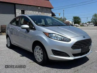 2018 Ford Fiesta S с VIN 3FADP4AJ9JM108875, выставлен на аукционе Copart как лот 59970925 с пробегом 44 851 миль миль и Чистый • Clean title. История ставок и продаж доступна на DreamBid. Изображение 1.