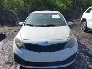 2013 Kia Rio LX with VIN KNADM4A32D6284804, listed as a IAAI auction lot 41935043 with 224,279 mi miles. Bid and sale history available at carsss.com. Image 6.