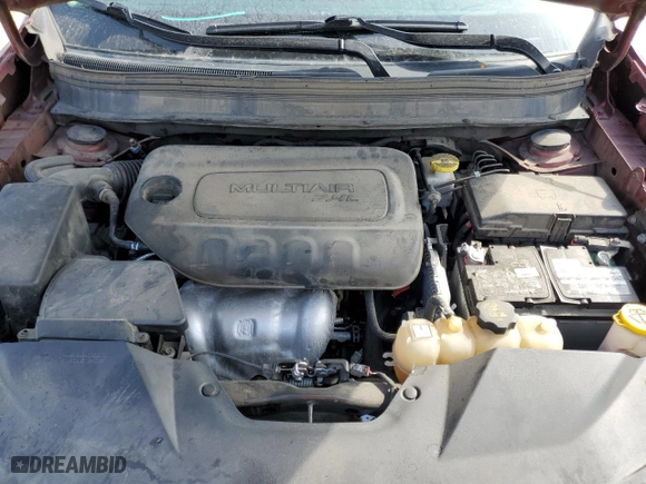 2019 Jeep Cherokee Latitude Plus with VIN 1C4PJLLB9KD411547, listed as a Copart auction lot 44780025 with 123,532 mi miles and Salvage Title. Bid and sale history available at carsss.com. Image 12.