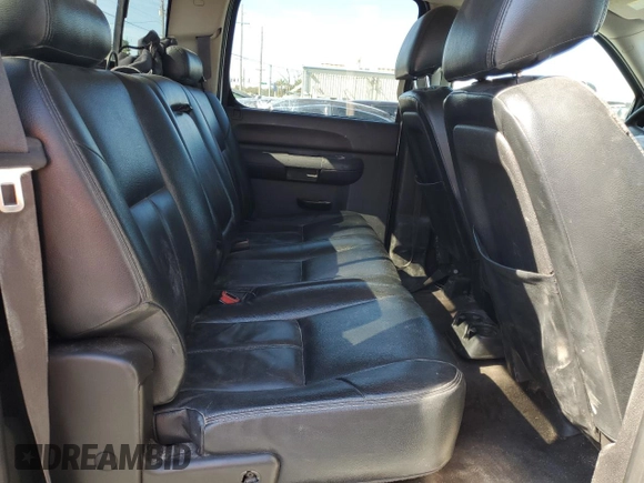 2013 Chevrolet Silverado 3500HD SRW LT with VIN 1GC4K0C8XDF171628, listed as a Copart auction lot 43151905 with 304,003 mi miles and Salvage Title. Bid and sale history available at DreamBid. Image 10.