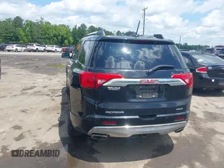 2017 GMC Acadia Denali z VIN 1GKKNXLS5HZ142811, wystawiony jako IAAI lot #42401541 z przebiegiem 72 868 mil mil oraz . Historia ofert i sprzedaży dostępna na DreamBid. Obrazek 16.