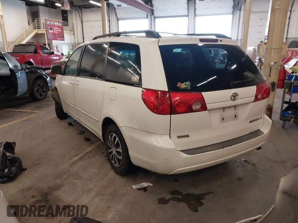 2007 Toyota Sienna CE with VIN 5TDZK23C07S008562, listed as a IAAI auction lot 41517454 with 217,987 mi miles and . Bid and sale history available at DreamBid. Image 3.