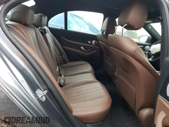 2018 Mercedes-Benz E-Class E 300 with VIN WDDZF4KBXJA449473, listed as a Copart auction lot 73218802 with 5,055 mi miles. Bid and sale history available at carsss.com. Image 10.