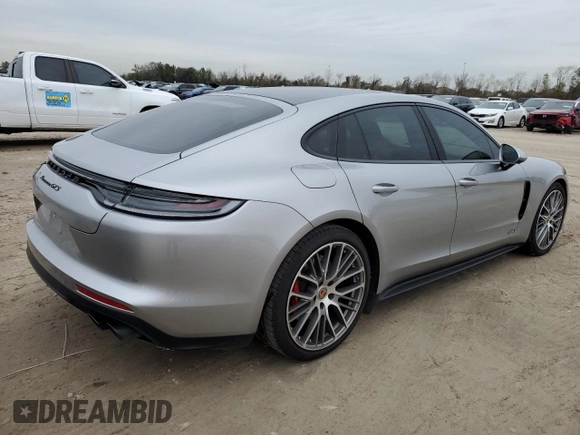 2022 Porsche Panamera GTS with VIN WP0AG2A74NL135012, listed as a Copart auction lot 88932985 with 21,131 mi miles and Clean Title. Bid and sale history available at carsss.com. Image 3.