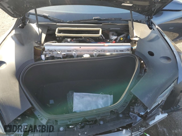 2023 Tesla Model S с VIN 5YJSA1E55PF522232, выставлен на аукционе Copart как лот 47735815 с пробегом Не указан миль и Списание • Salvage title. История ставок и продаж доступна на DreamBid. Изображение 13.