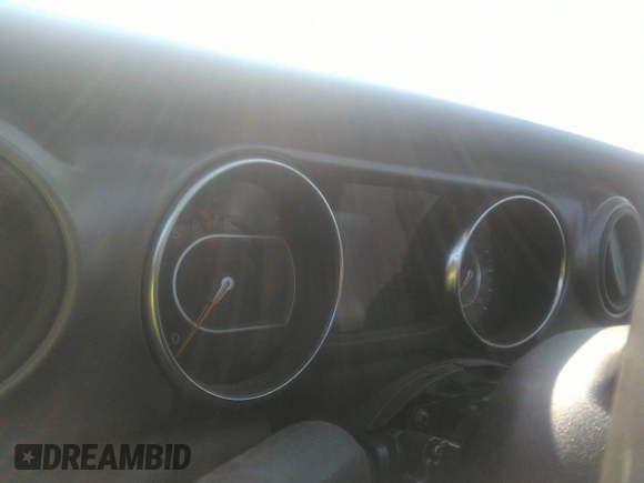 2022 Jeep Gladiator Willys with VIN 1C6HJTAG0NL131004, listed as a IAAI auction lot 40307060 with Not provided miles and . Bid and sale history available at DreamBid. Image 16.