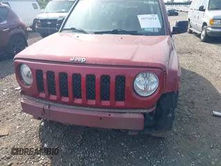2015 Jeep Patriot High Altitude with VIN 1C4NJRFB5FD376338, listed as a IAAI auction lot 40358411 with 85,019 mi miles and . Bid and sale history available at carsss.com. Image 12.