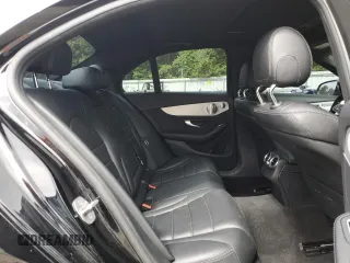 2021 Mercedes-Benz C 300 z VIN W1KWF8DB3MR652122, wystawiony jako Copart lot #58730185 z przebiegiem 56 599 mil mil oraz Szkoda całkowita • Salvage title. Historia ofert i sprzedaży dostępna na DreamBid. Obrazek 10.