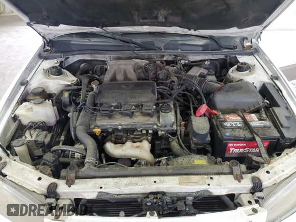 1998 Toyota Camry LE z VIN 4T1BF22K1WU048928, wystawiony jako Copart lot #57654365 z przebiegiem 132 087 mil mil oraz Czysty tytuł • Clean title. Historia ofert i sprzedaży dostępna na DreamBid. Obrazek 11.