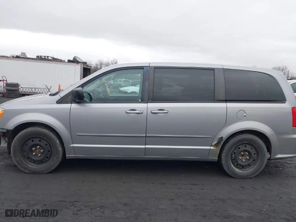 2014 Dodge Grand Caravan SE with VIN 2C4RDGBGXER106984, listed as a IAAI auction lot 41815414 with 170,984 mi miles. Bid and sale history available at carsss.com. Image 14.