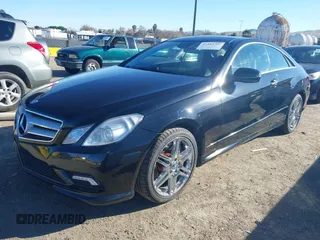 2010 Mercedes-Benz E-Class E 550 with VIN WDDKJ7CBXAF019381, listed as a IAAI auction lot 41392705 with 76,082 mi miles. Bid and sale history available at carsss.com. Image 2.