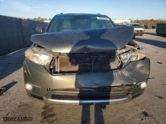 2013 Toyota Highlander with VIN 5TDZA3EH9DS039158, listed as a Copart auction lot 49694305 with 160,802 mi miles and Non Repairable. Bid and sale history available at carsss.com. Image 5.