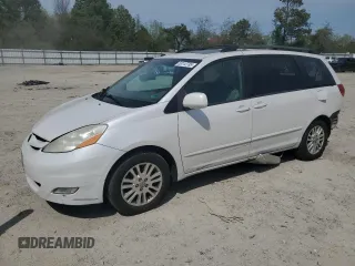 2007 Toyota Sienna XLE with VIN 5TDZK22C07S071470, listed as a Copart auction lot 53112785 with 231,383 mi miles and Salvage Title. Bid and sale history available at carsss.com. Image 1.