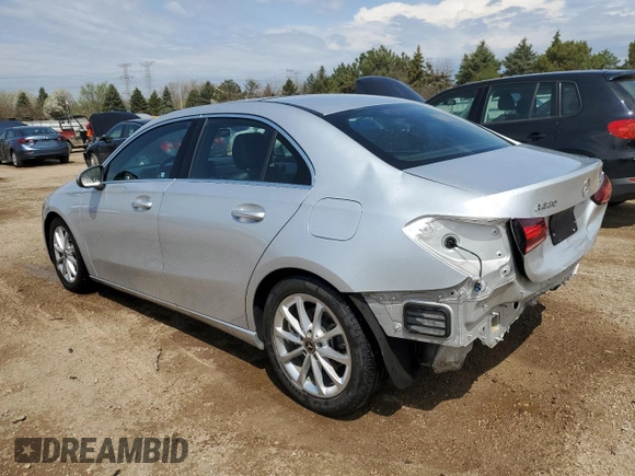 2020 Mercedes-Benz A 220 с VIN W1K3G4FB1LJ198651, выставлен на аукционе Copart как лот 53957295 с пробегом 64 674 миль миль и Списание • Salvage title. История ставок и продаж доступна на DreamBid. Изображение 2.