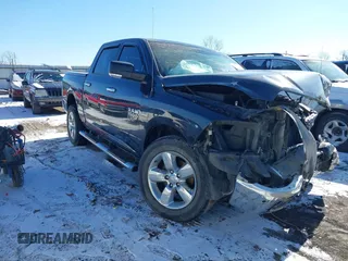 2016 Ram 1500 Big Horn z VIN 1C6RR7LT9GS139187, wystawiony jako IAAI lot #41358428 z przebiegiem 117 158 mil mil oraz . Historia ofert i sprzedaży dostępna na DreamBid. Obrazek 1.