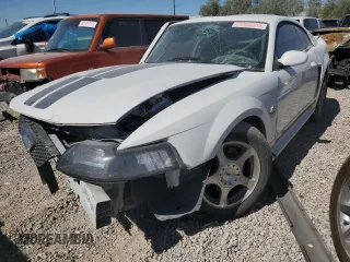 2004 Ford Mustang Standard z VIN 1FAFP404X4F113057, wystawiony jako Copart lot #55865805 z przebiegiem Nie podano mil oraz Nie do naprawy • Non repairable. Historia ofert i sprzedaży dostępna na DreamBid. Obrazek 1.