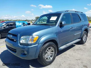 2007 Toyota Sequoia SR5 with VIN 5TDZT34A77S298637, listed as a IAAI auction lot 41683617 with 252,055 mi miles. Bid and sale history available at carsss.com. Image 17.