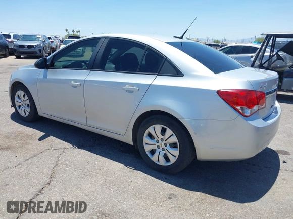 2014 Chevrolet Cruze LS z VIN 1G1PA5SH6E7448472, wystawiony jako IAAI lot #42428958 z przebiegiem 105 872 mil mil oraz . Historia ofert i sprzedaży dostępna na DreamBid. Obrazek 3.