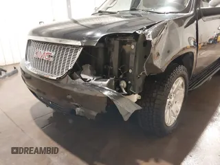2011 GMC Yukon SLT with VIN 1GKS2CE04BR145686, listed as a IAAI auction lot 41909122 with 105,574 mi miles and . Bid and sale history available at DreamBid. Image 6.