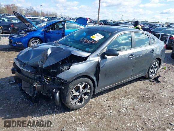 2021 Kia Forte LXS z VIN 3KPF24AD7ME266867, wystawiony jako IAAI lot #41986349 z przebiegiem 93 358 mil mil oraz . Historia ofert i sprzedaży dostępna na DreamBid. Obrazek 17.