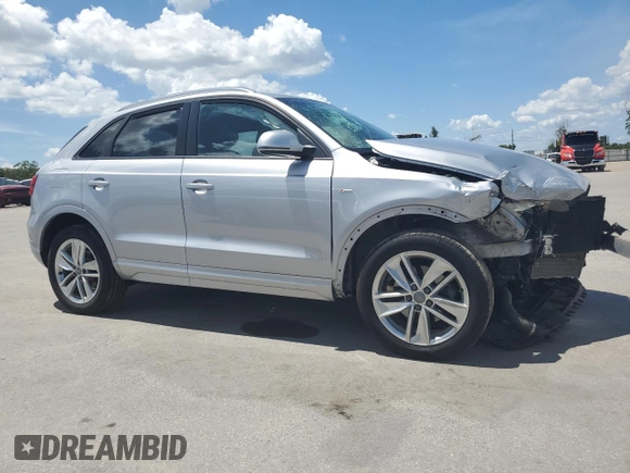2018 Audi Q3 Premium z VIN WA1BCCFS0JR013087, wystawiony jako Copart lot #61509025 z przebiegiem 46 374 mil mil oraz Nie do naprawy • Non repairable. Historia ofert i sprzedaży dostępna na DreamBid. Obrazek 4.