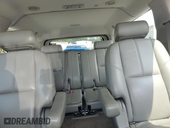 2010 Chevrolet Suburban LT with VIN 1GNUCJE07AR283489, listed as a Copart auction lot 72599224 with 191,576 mi miles and Salvage Title. Bid and sale history available at carsss.com. Image 10.