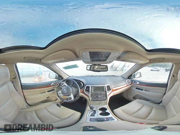 2011 Jeep Grand Cherokee Limited z VIN 1J4RR5GT2BC624923, wystawiony jako Copart lot #55820605 z przebiegiem 217 461 mil mil oraz Czysty tytuł • Clean title. Historia ofert i sprzedaży dostępna na DreamBid. Obrazek 15.