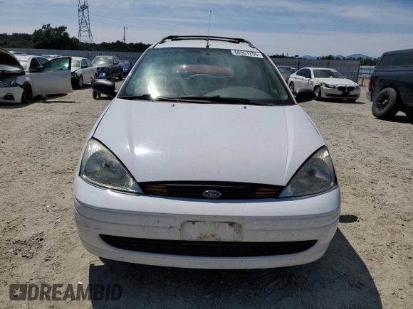 2000 Ford Focus SE with VIN 1FAFP36P0YW247559, listed as a Copart auction lot 60351255 with 107,774 mi miles and Clean title. Bid and sale history available at DreamBid. Image 5.
