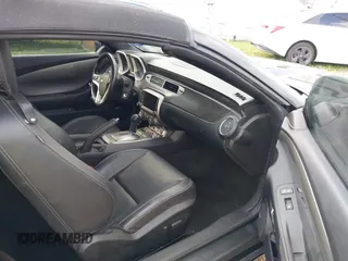 2013 Chevrolet Camaro LT z VIN 2G1FC3D30D9195545, wystawiony jako IAAI lot #41939266 z przebiegiem 112 053 mil mil oraz . Historia ofert i sprzedaży dostępna na DreamBid. Obrazek 5.